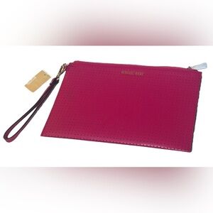NWT Michael Kors Hot Pink Perforated Leather Jet Set Wristlet Pouch Purse